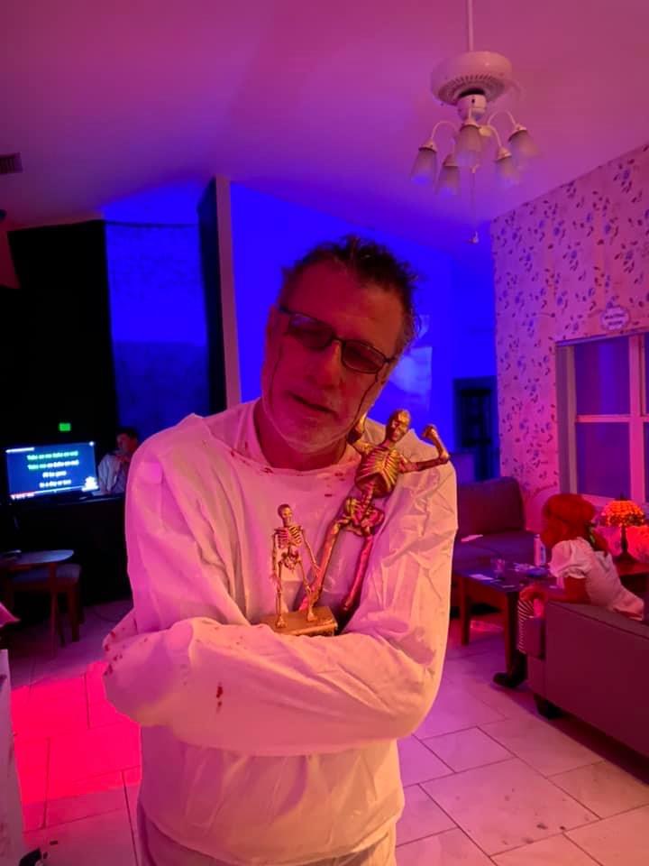 Dave G. holding The Skelly after winning in 2020